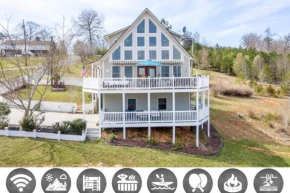 Smoky Mountain Lake Retreat